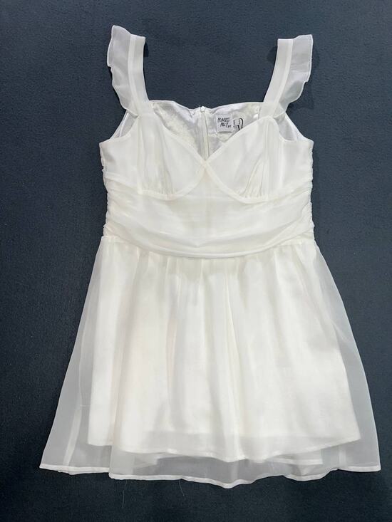 Princess Polly Dresses & Skirts - Princess Polly Women Size 10 BABYDOLL DSo Sweet Mini Dress White Flowy A009112